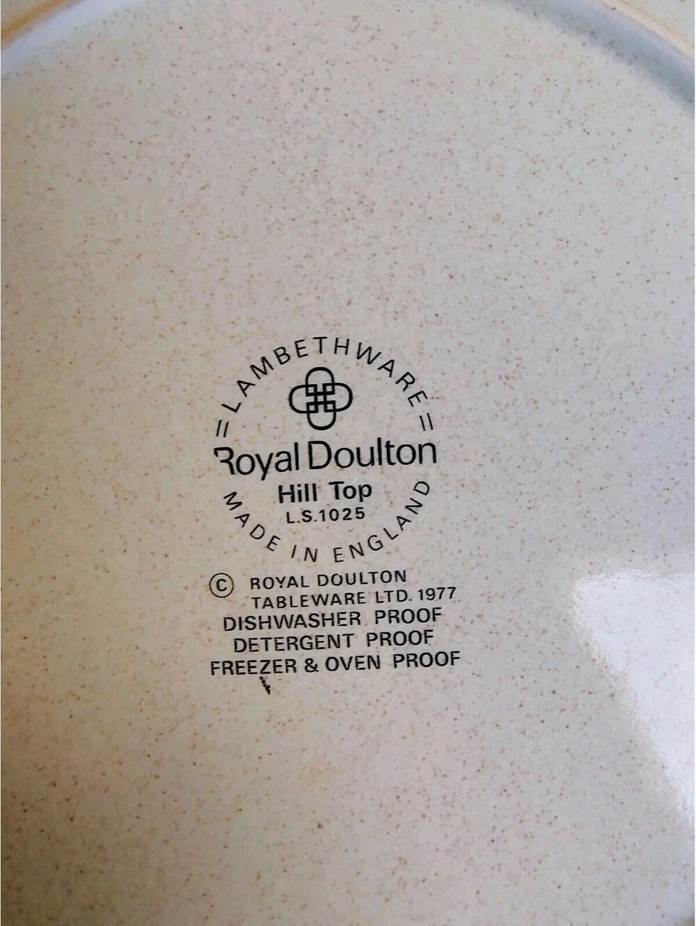 6 Royal Doulton Hill Top Plates Mixed Set (3) Dinner 10.38